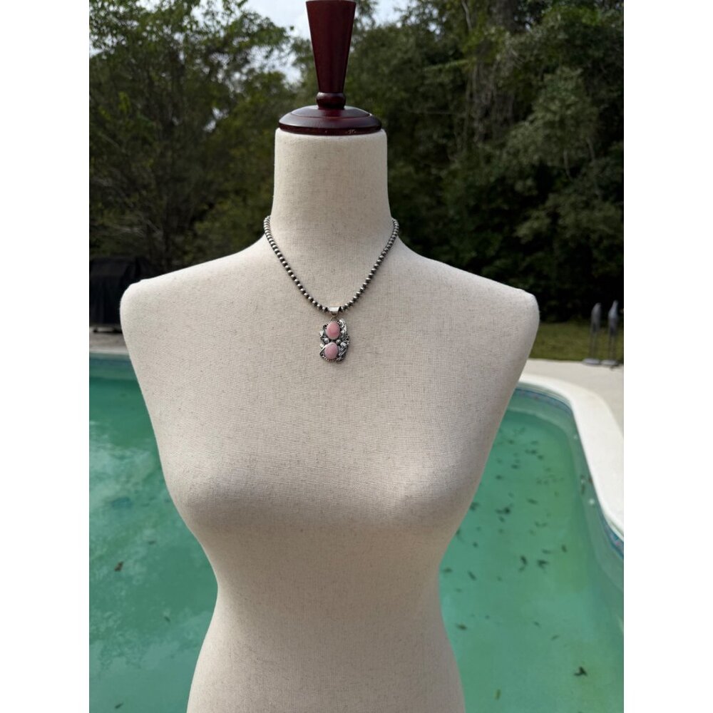 Navajo Sterling Silver Pink Conch Statement Pendant Navajo Pearl Necklace Signed
